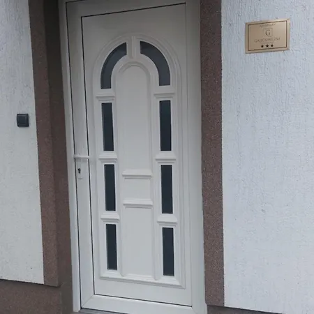 Daire Gajic & Milini *